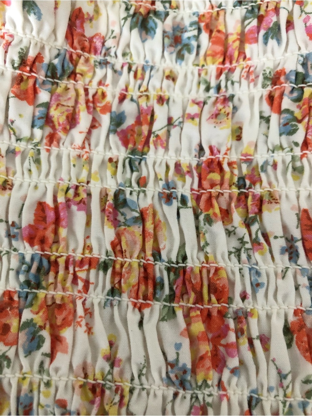 American Eagle Cropped Smocked Floral Tube Top with Removable Straps | Medium - Picture 7 of 9